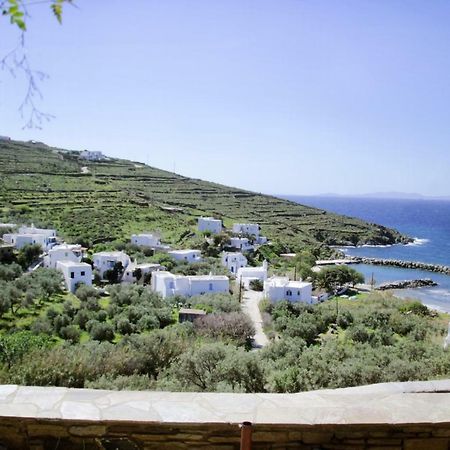 Cozy Guesthouse - Agios Romanos Exterior photo