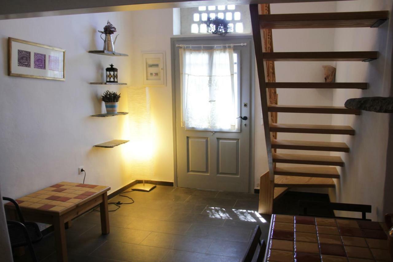 Cozy Guesthouse - Agios Romanos Exterior photo